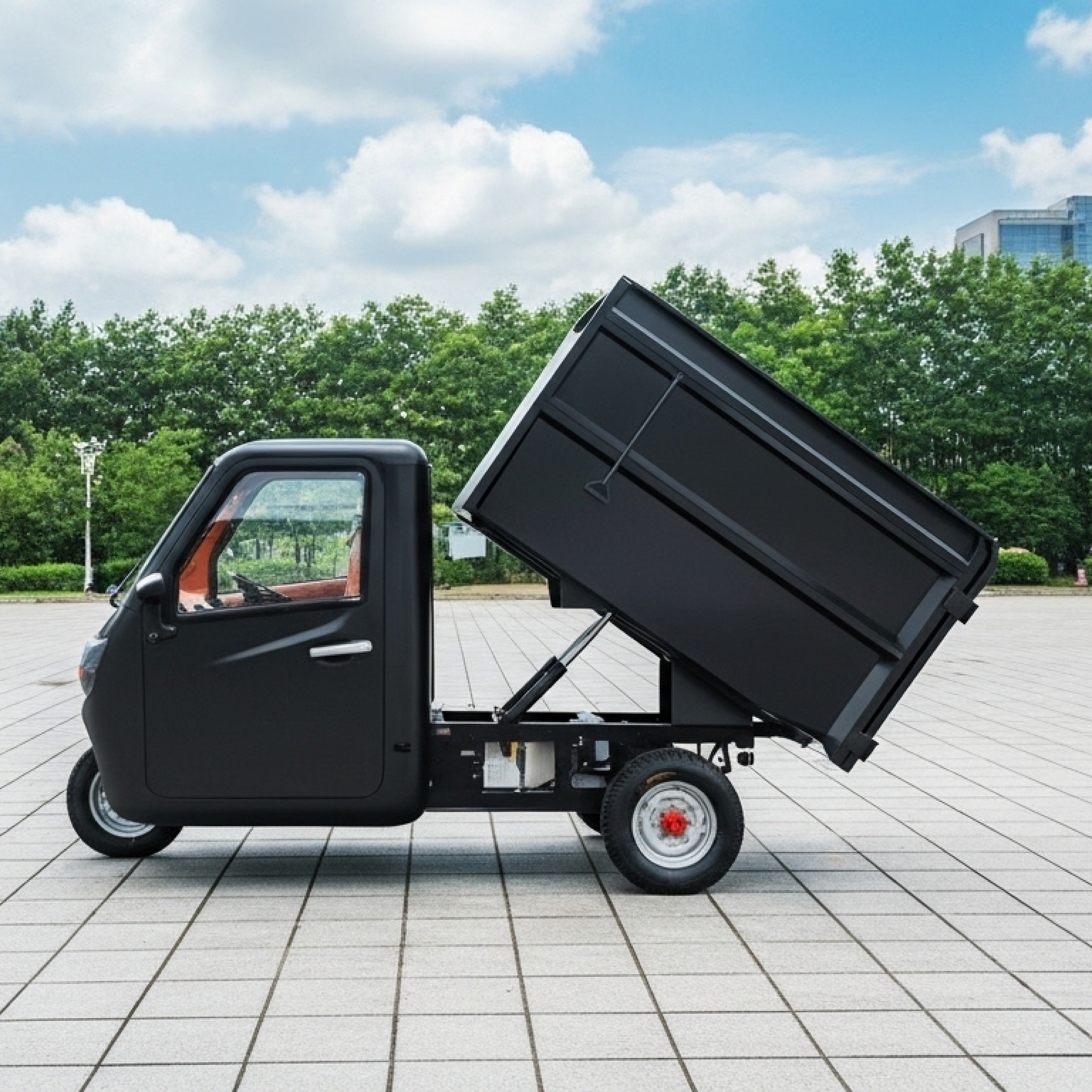 Tingkatkan efisiensi pengelolaan sampah di perkotaan dengan kendaraan listrik roda 3 pengangkut sampah